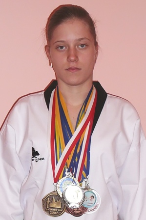 F1667007ED82-1.jpg